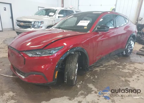 2023 Ford Mustang Mach-E Premium z USA, uszkodzony, nr VIN 3FMTK3SU3PMA89350